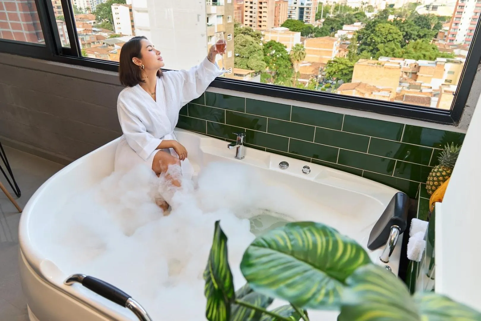 Rosa Negra Suite W Jacuzzi Near Stadium 麦德林
